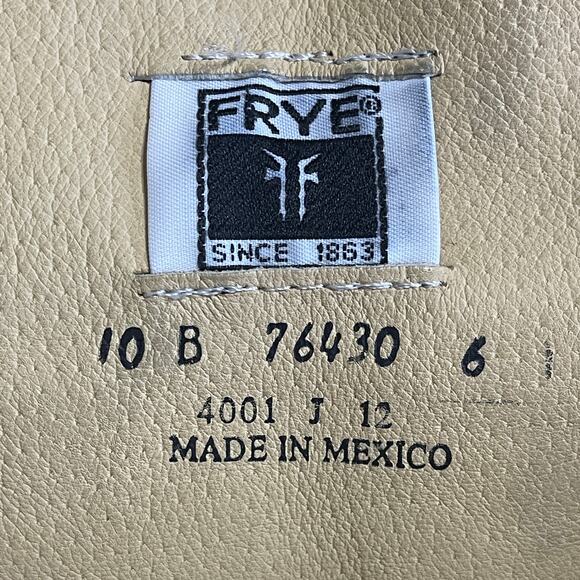 Frye Women's Melissa Button Tall Distressed Leather Boot' s Size 10B - Picture 6 of 7